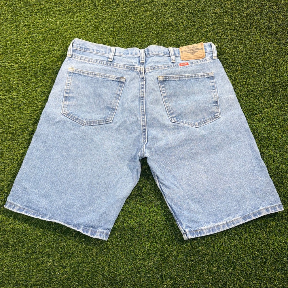 Wrangler Mens Relaxed Fit Denim Shorts Light Wash Blue 606W4MS Size 34